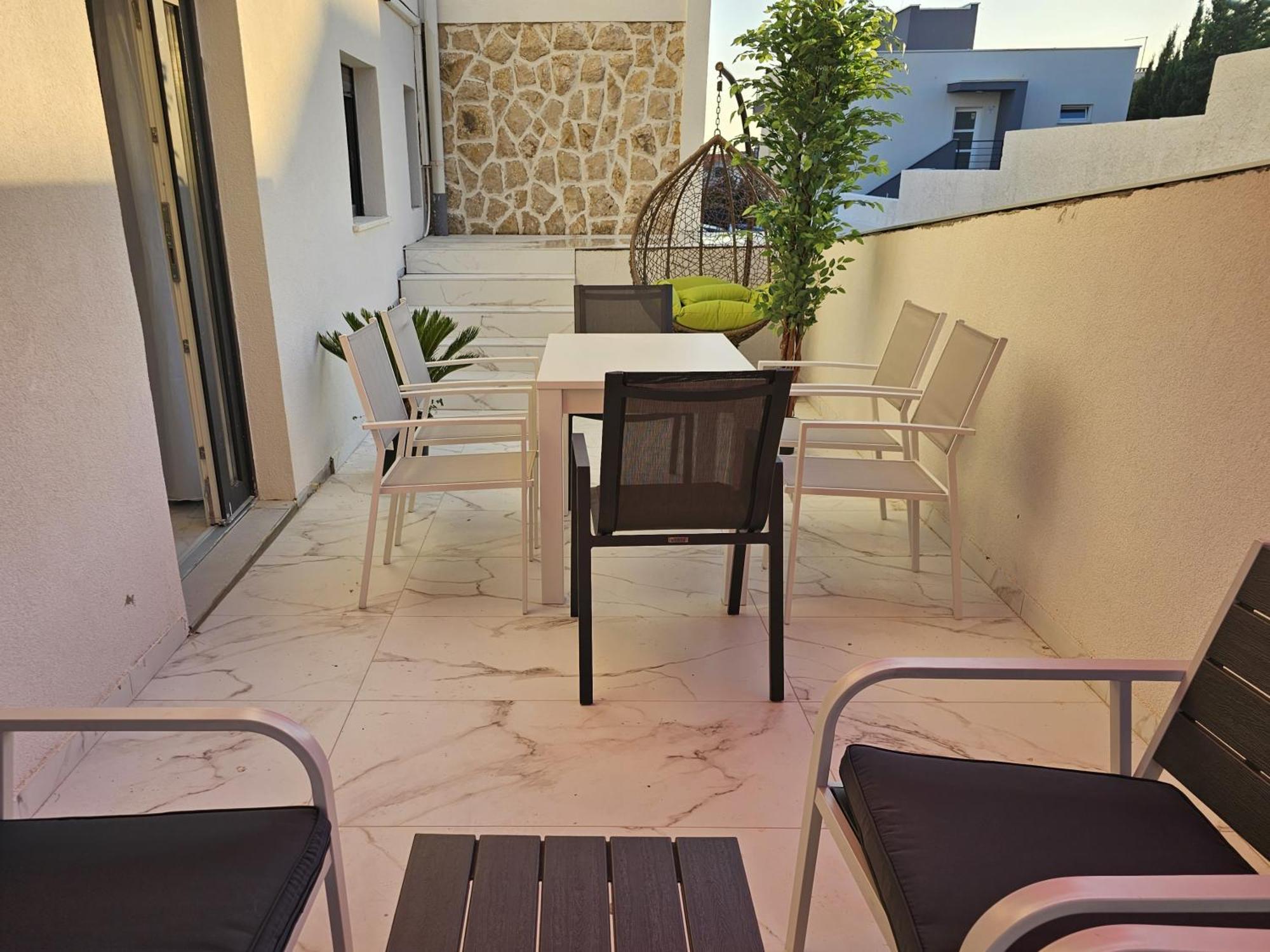 The Luxury - Havana Novalja